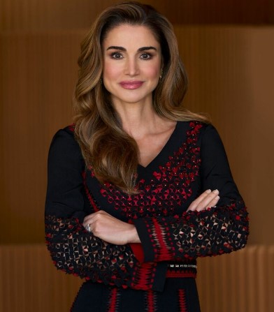 الملكة رانيا: كلنا فخر بالشاب الأردني