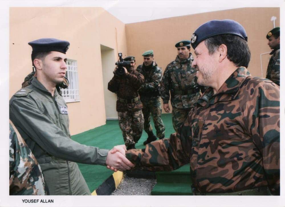 المقدم الطيار سامر مهيدات مبارك الترفيع