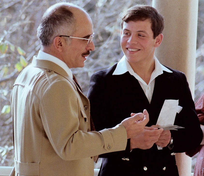 في يوم الوفاء والبيعة