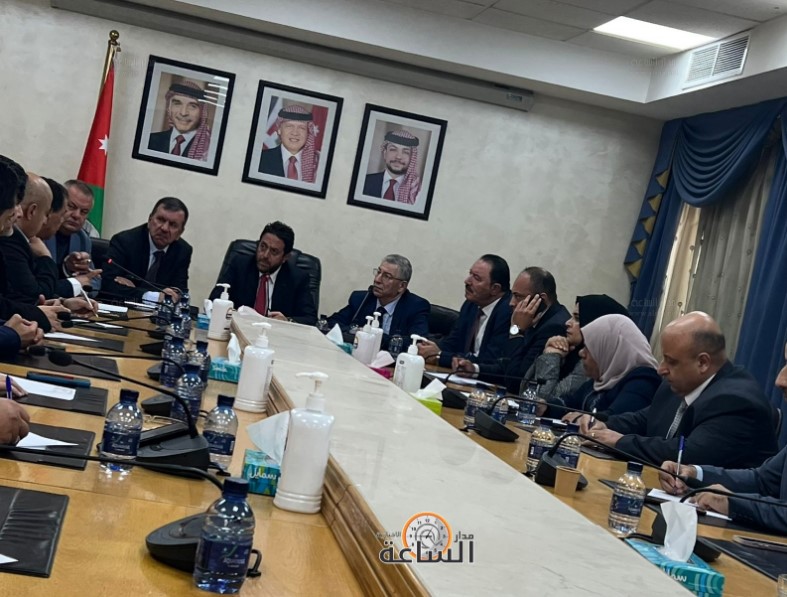 نقيب الصيادلة: المواطن لا يريد بديل