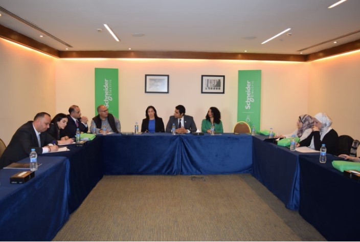 شنايدر إلكتريك تنقل مركز عملياتها لمنطقة