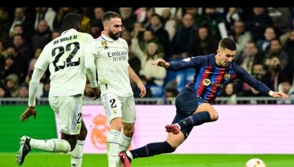 برشلونة يهزم ريال مدريد