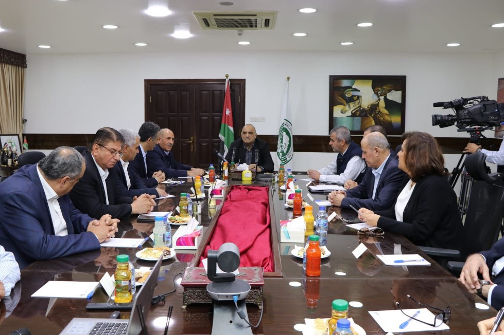 الخصاونة من العقبة: المباشرة بإجراءات السلامة