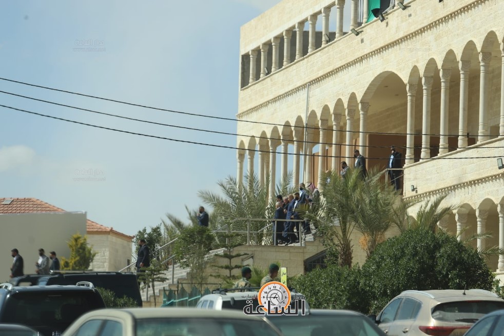 الملك بضيافة الدغمي: قوة الأردن بالعشائر