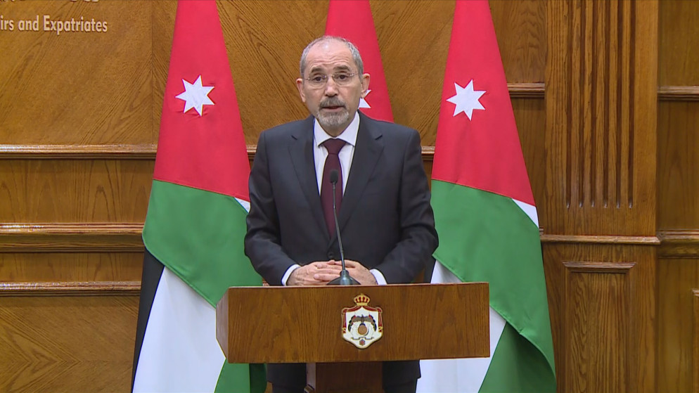 وزير الخارجية: تزويد لبنان بـ 100