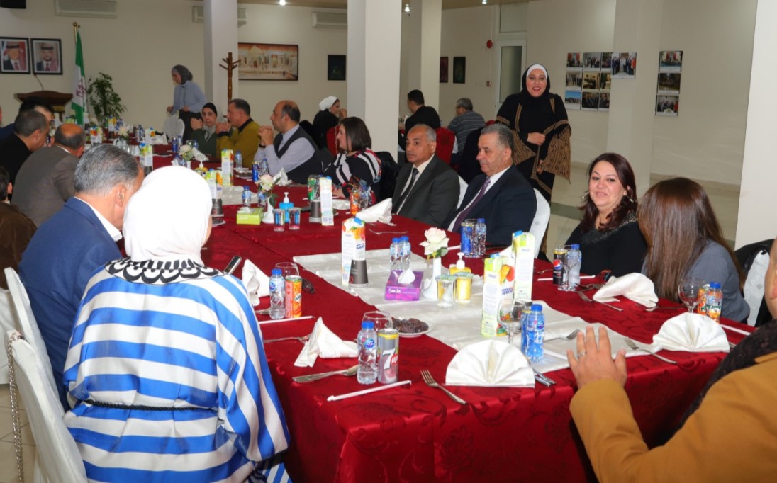 حفل إفطار لنادي جامعة البترا (صور)