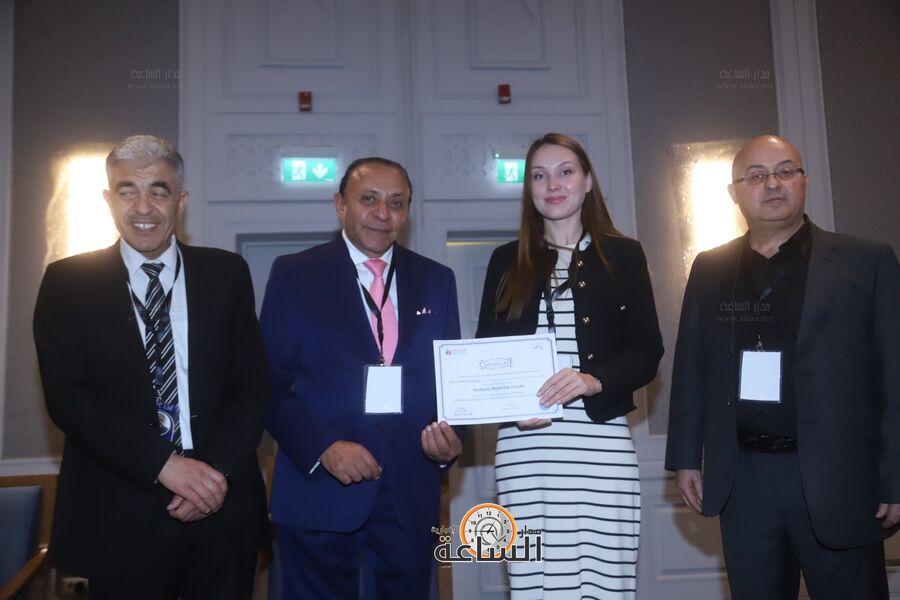 المركز الريادي يختتم دورته التدريبية في