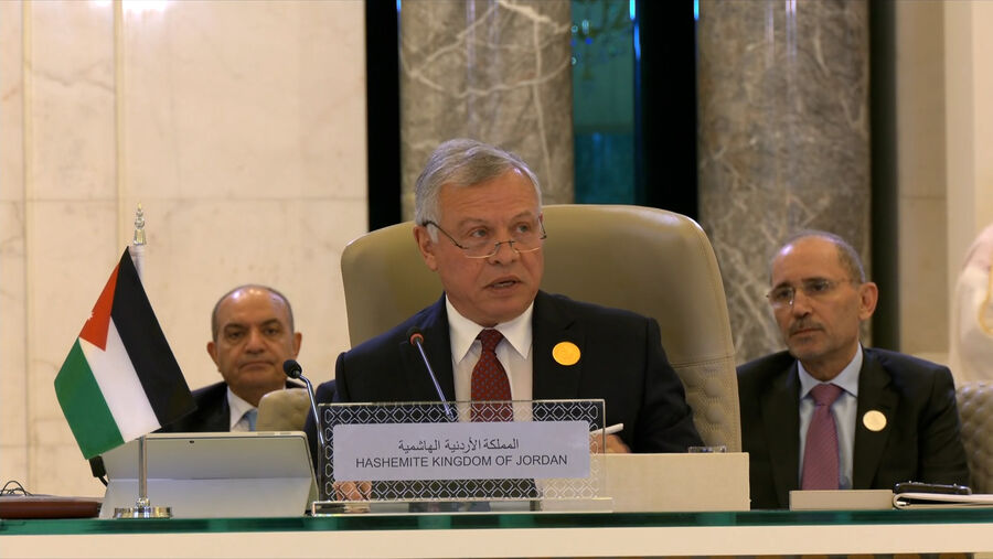 الملك عبدالله الثاني يخاطب القمة العربية