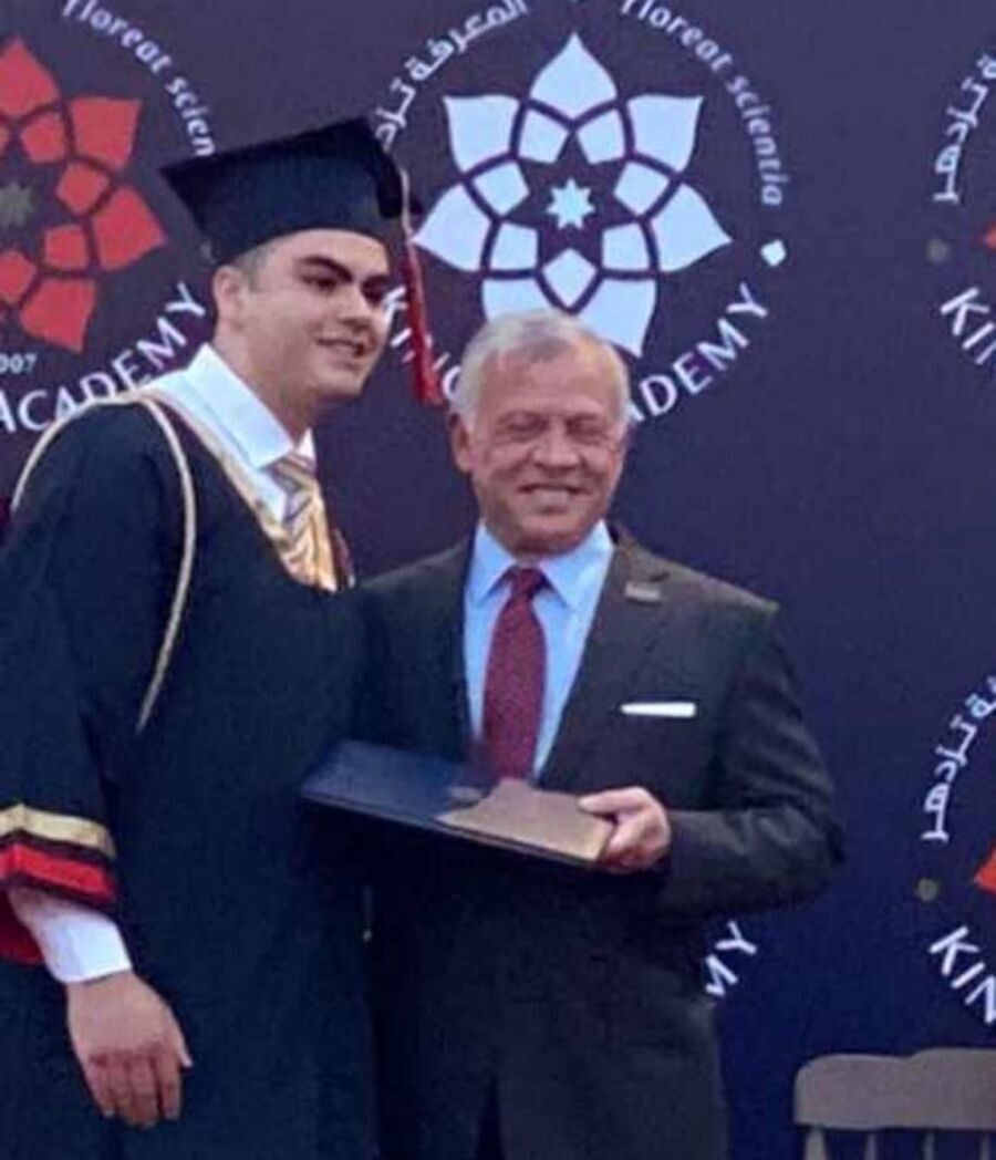 زيد انس عمار.. مبارك