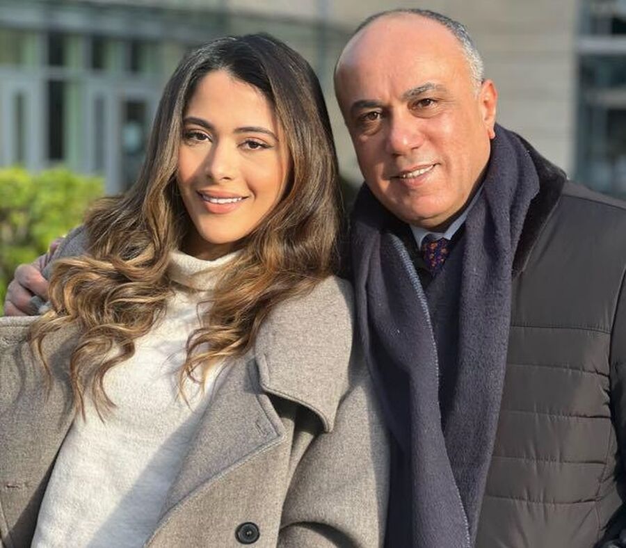 حلا تدخل السعادة على النائب نصار