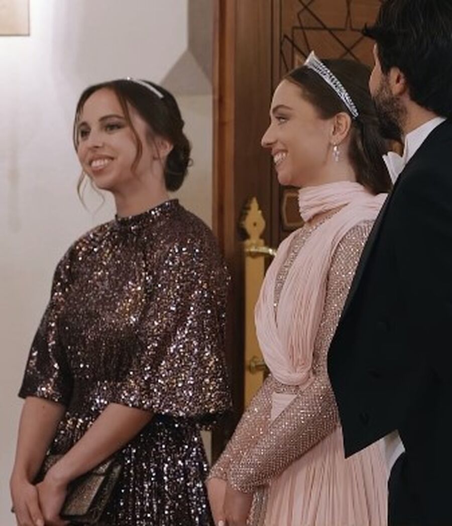 الملكة رانيا تسأل: اللي فاهم عليهم