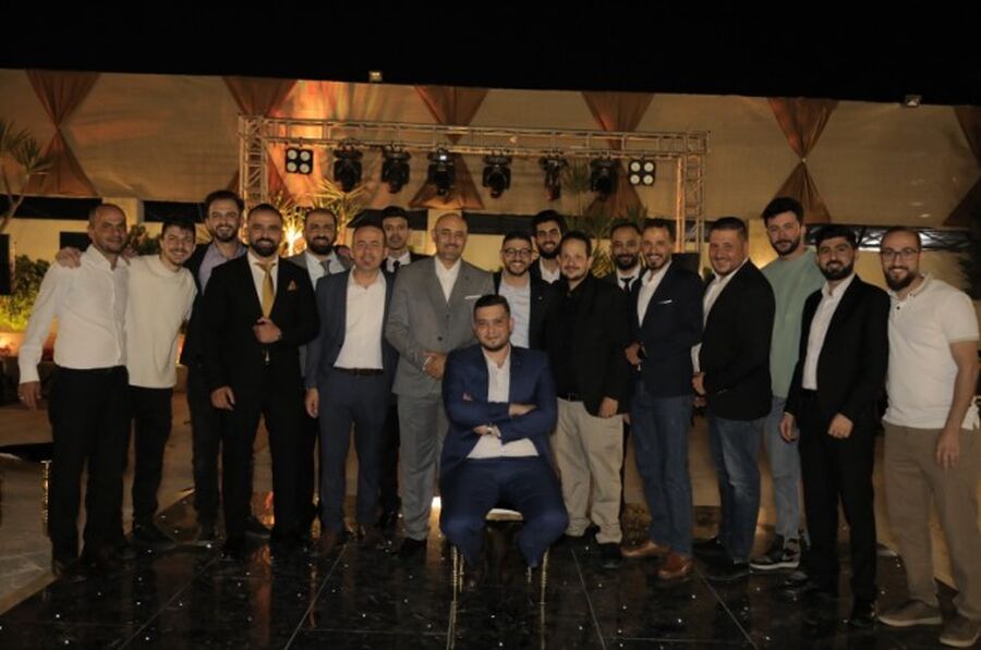 الأستاذ محمد مشعل يحصد درجة الماجستير