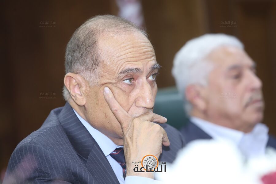 جواد العناني: الحكومة الأردنية.. من أغلى