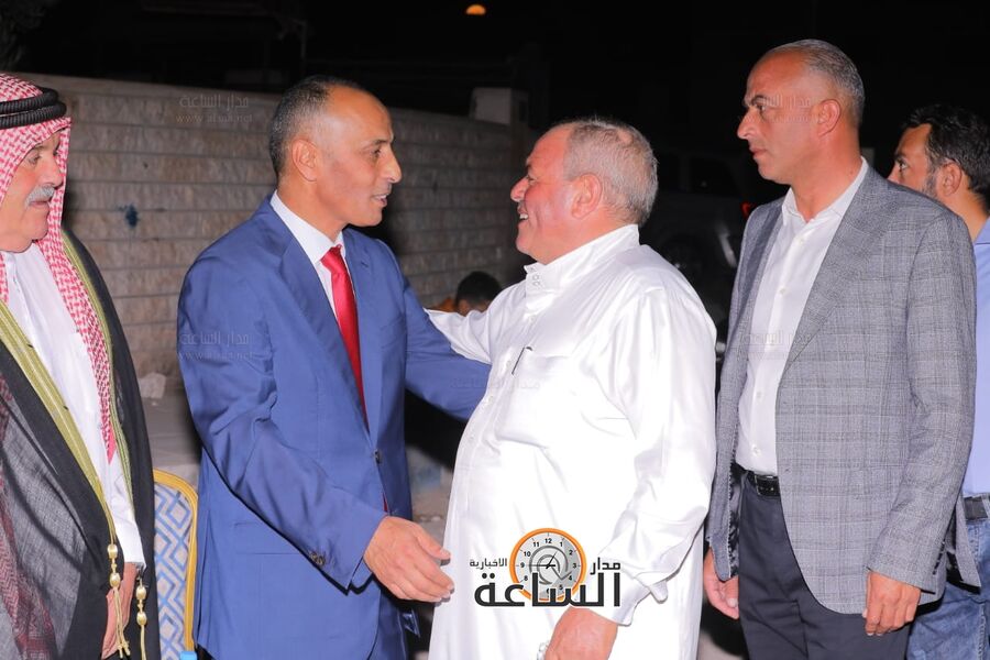 المحافظ الزيود يستقبل المهنئين (صور)