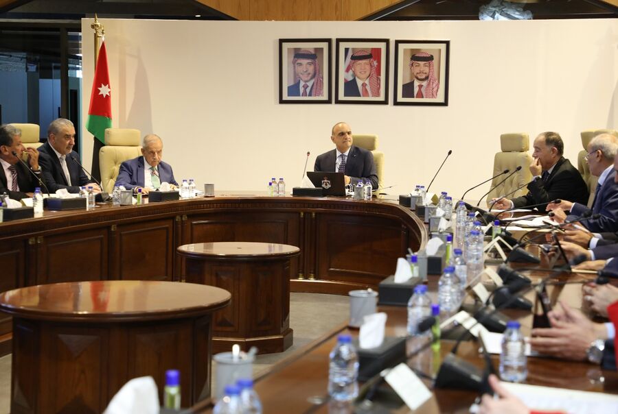 قرارات مجلس الوزراء.. تعيين زاهرة طبيشات