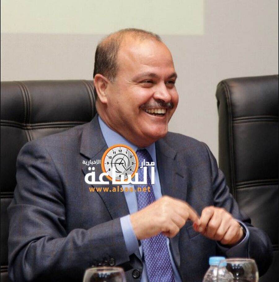 كريشان يكتب: حسين هزاع.. مناصب عديدة