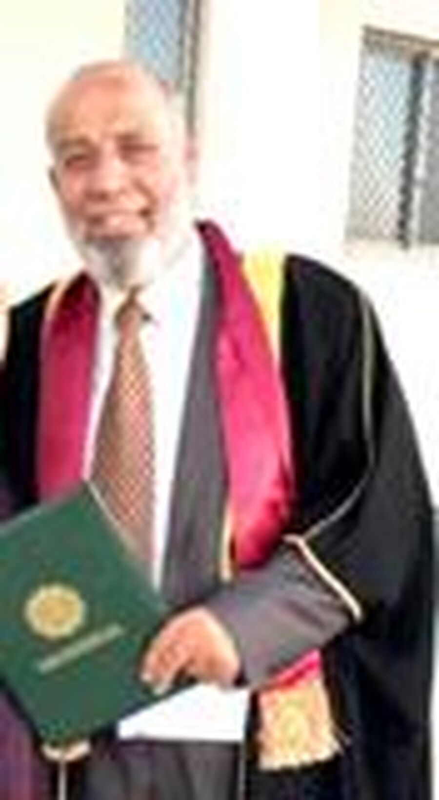 الدكتور أحمد فهد سالم أبو حمور