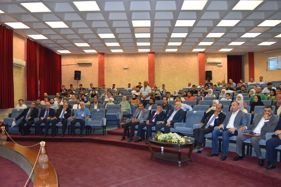 الميثاق من جامعة اربد الاهلية: الشباب