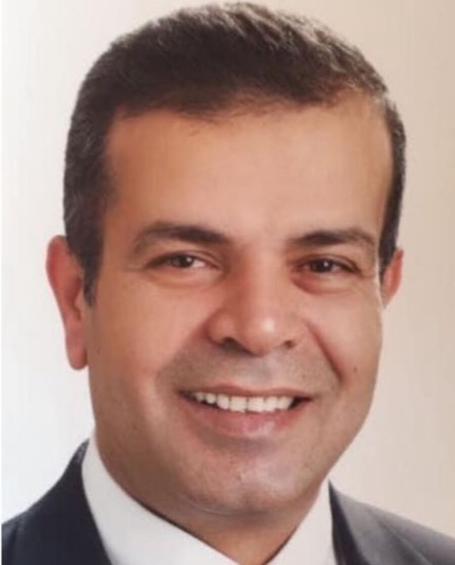 النسور نائبا لرئيس مجلس امناء المركز