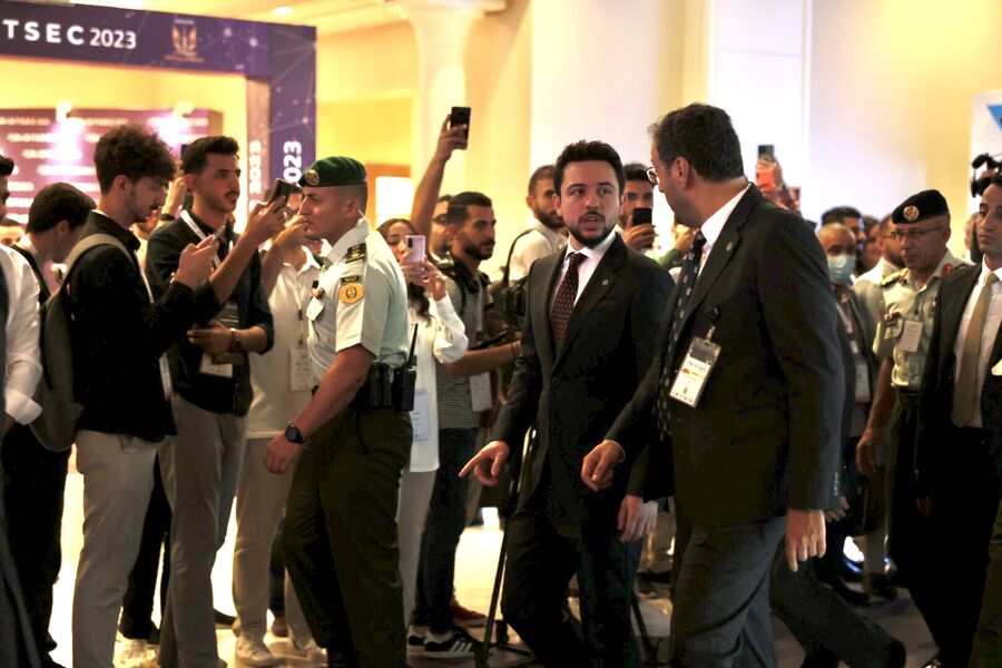 ولي العهد يرعى انطلاق مؤتمر ومعرض