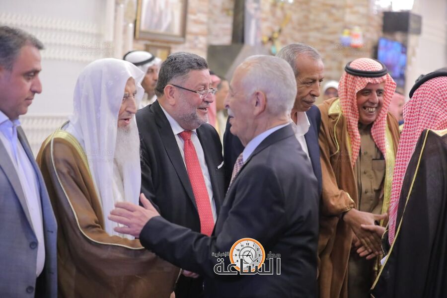 العيسوي يعود الشيخ عايش الحويان (صور)