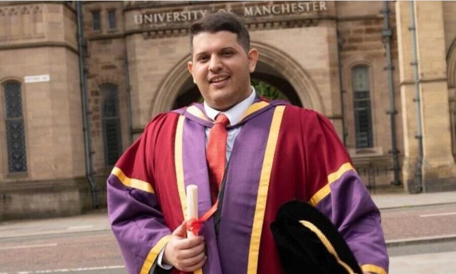 محمد عاطف عضيبات.. مبارك الدكتوراه