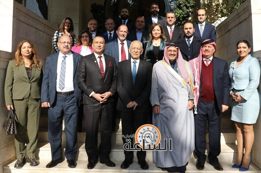 العيسوي يلتقي عشائر الحدادين (صور)