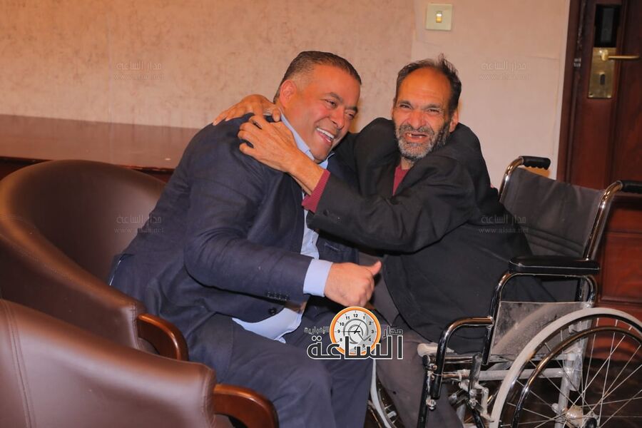 الفايز يلتقي أبناء قبيلة بني صخر