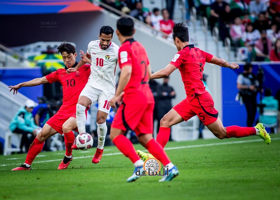 بتواجد عدسة مدار الساعة.. في مواجهة