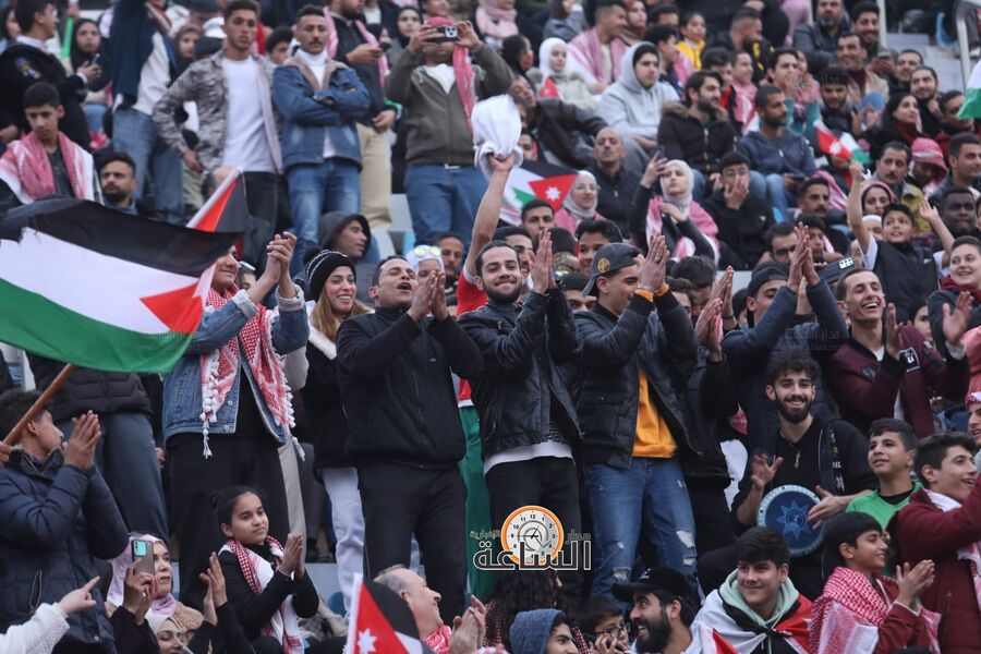 قافلة النشامى تخترق شوارع عمان وتتوقف