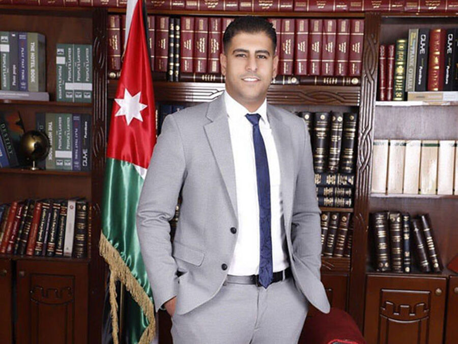 علي هشام المرايات.. مبارك