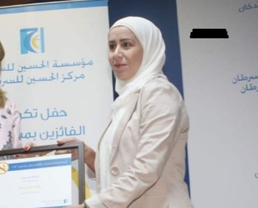 الصحفية الأردنية وفاء مطالقة في ذمة