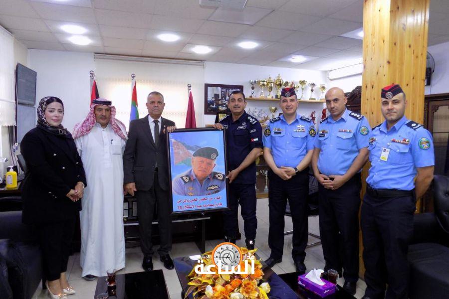 مبادرة تجمع اعضاء المجلس الامني المحلي