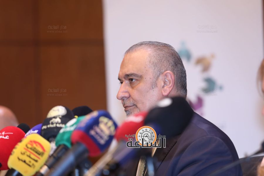 الشريدة: 13 ألف موظف حكومي مجازون