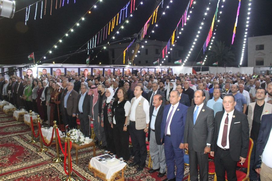 الآلاف من عشائر وأطياف إربد يلتفون