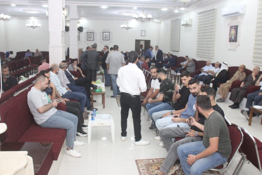 جموع غفيرة تؤم مقر المرشح الخصاونة