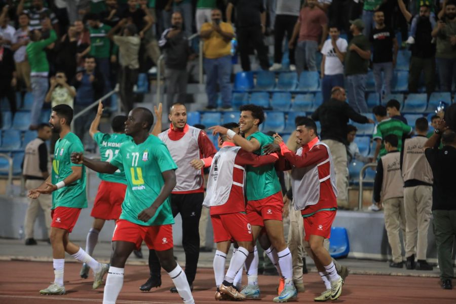 الوحدات يحقق فوزا مثيرا على فريق