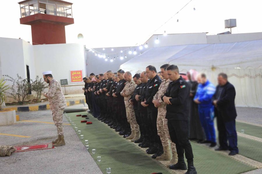 إفطارات رمضانية للنزلاء وذويهم على موائد