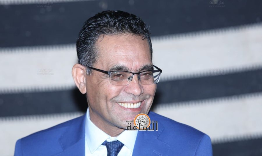 بدر صيتان الماضي.. يؤرخ لقلبه القصة..