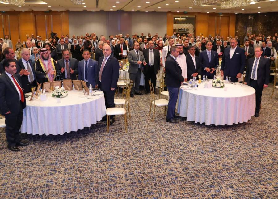 عمان العربية تحتفل بمرور 25 عاما