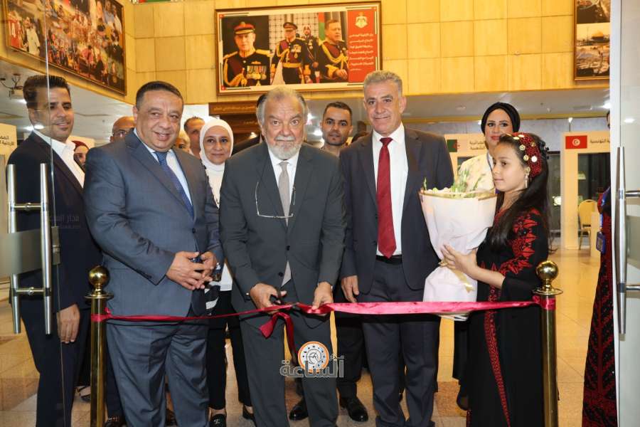 افتتاح معرض طوابع البريد العربي 2025