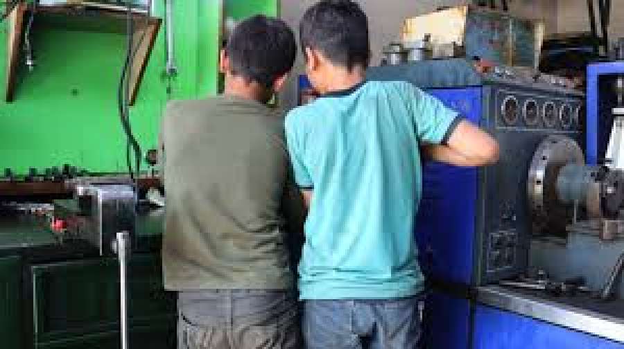 طفولة محطّمة وعظام تتفتت.. الأردن أمام