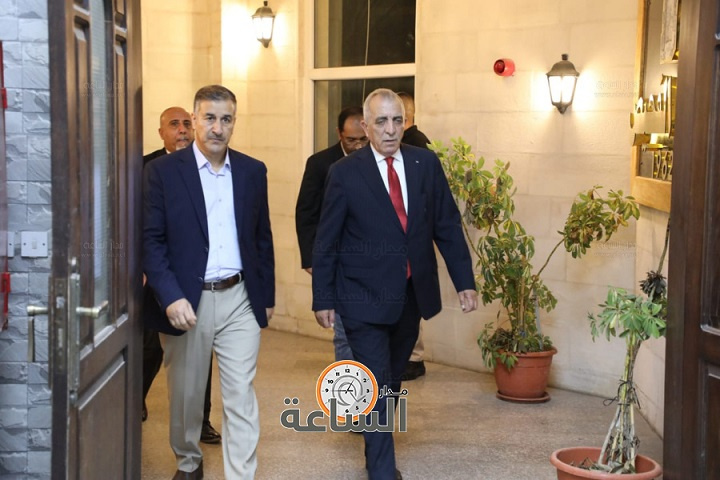 الرواشدة يوقد شعلة الفحيص ويحيي صبيان