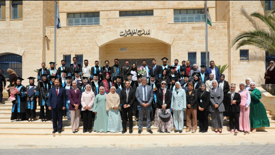 كلية التمريض في جامعة الزرقاء تنظّم