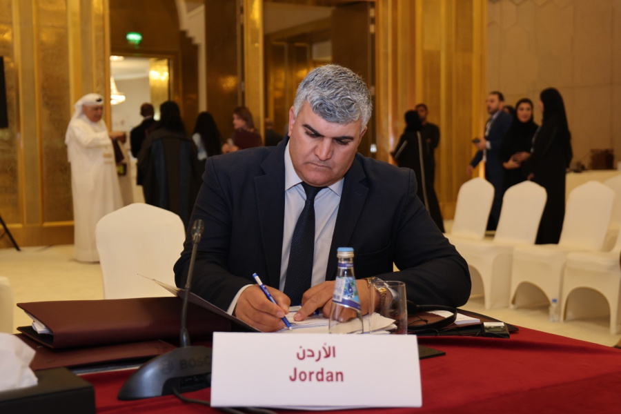 الخوالدة.. بدوي كتب أمنياته بالإنجليزية والفرنسية