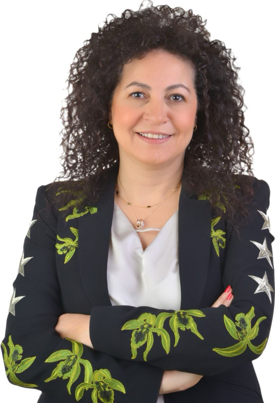 السعودي يكتب: فلنتينا قسيسيّة .. توقيعات