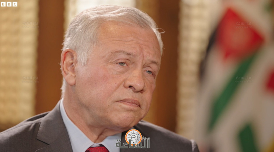 الملك: النظر من المنحدر الخلفي للطائرة