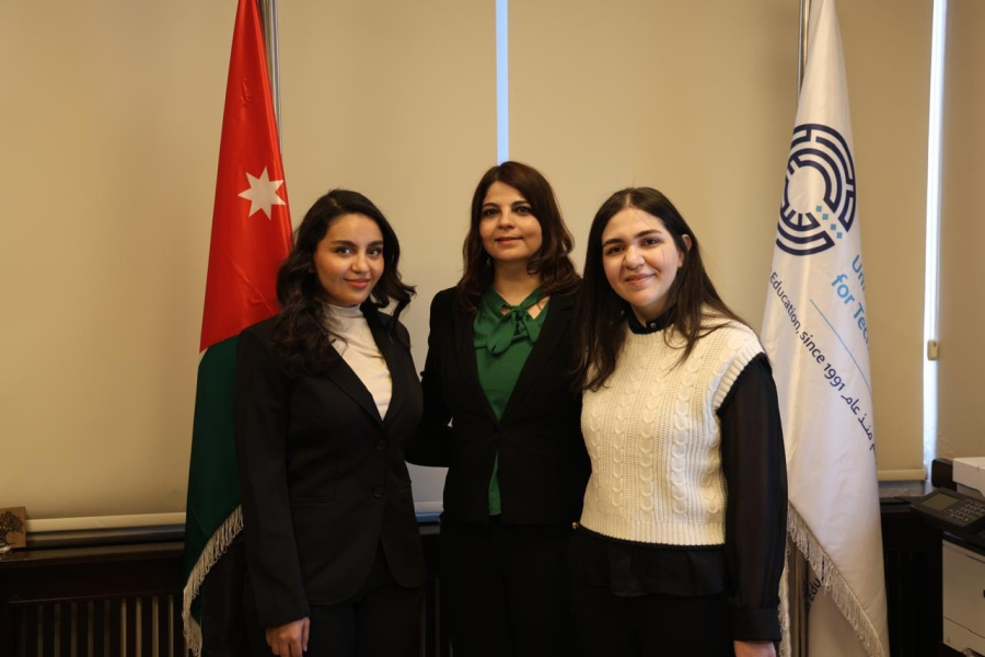 طالبتان من الأميرة سمية تفوزان بالمركز