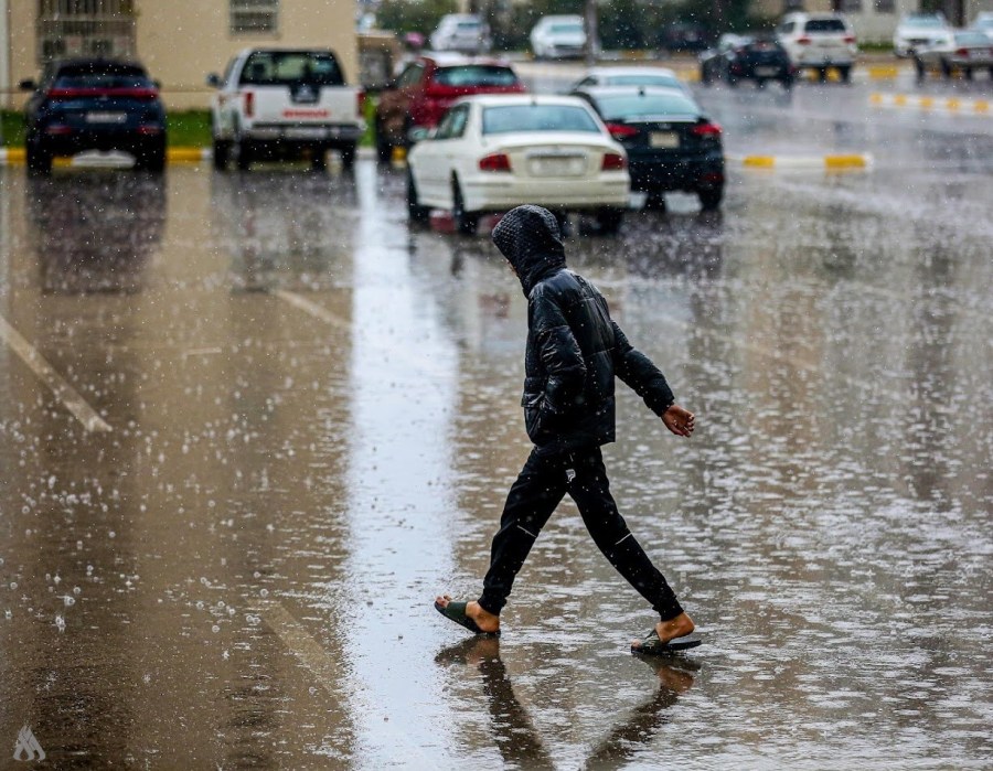 تربية الكرك تعلق دوام الطلبة في