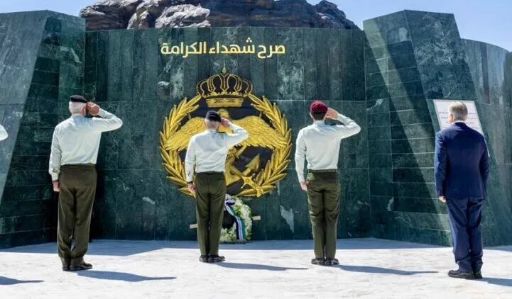 الأسباب والسياقات التي دفعت بالملك لإرسال